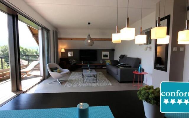 Maison du Lac dAnnecy