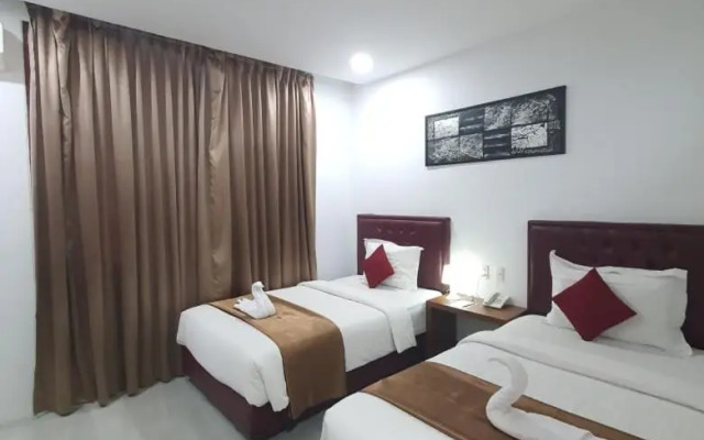 Grand Mahoni Hotel
