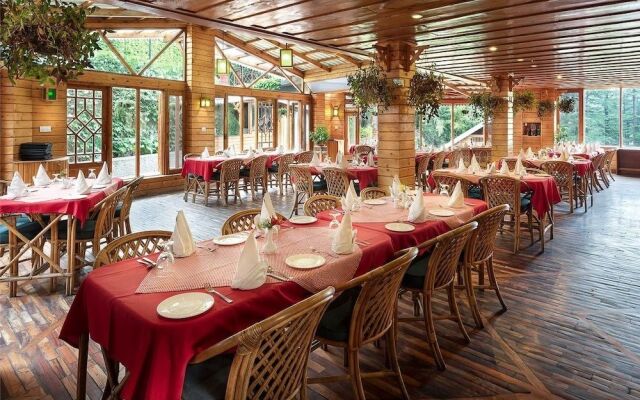 The Chalets Naldehra