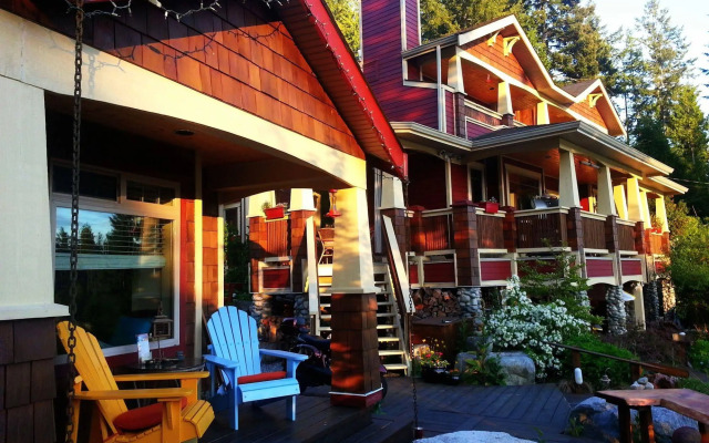 The Tuwanek Hotel and Spa