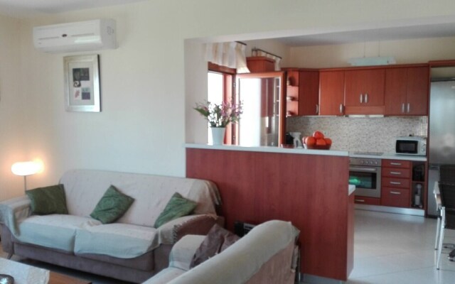 Villa Stefanos, Sea View, Private Pool, Near Sea