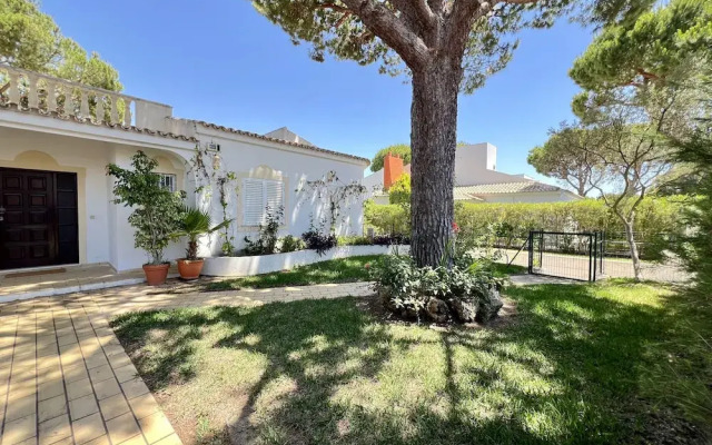 Vilamoura White House Villa by Homing