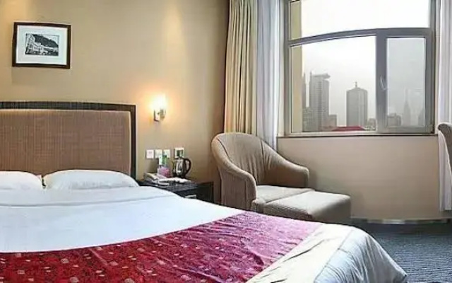 Hirun Jinan International