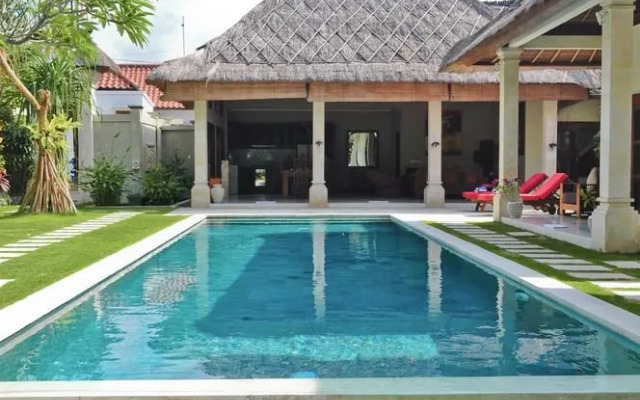 Villa Kebun