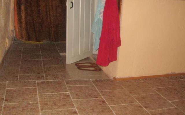 Guest House Latali
