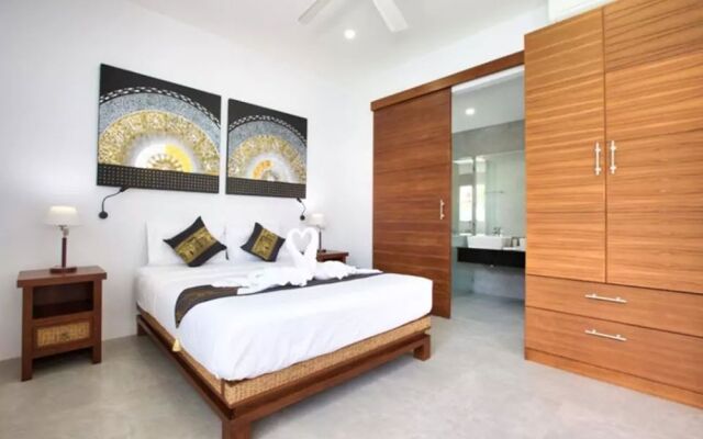 1 Bedroom Beautiful Beachfront Villa