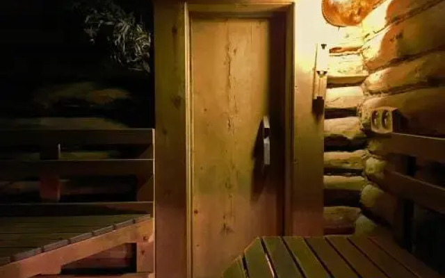 Tsar Bani Spa Resort