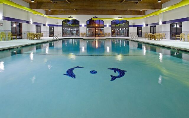 Holiday Inn SOUTHGATE (DETROIT-SOUTH)