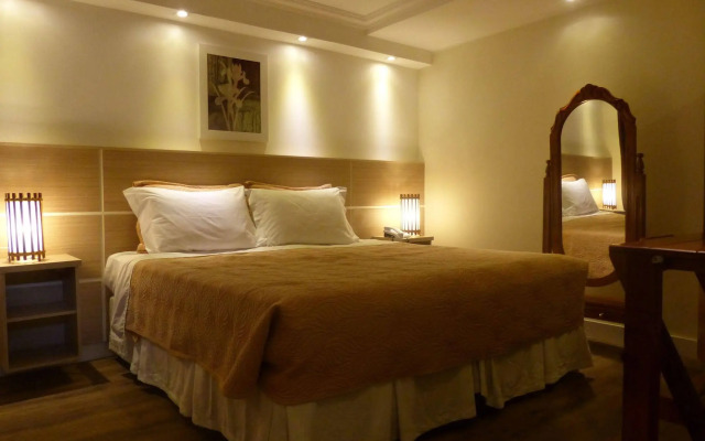 Hotel Serra Everest