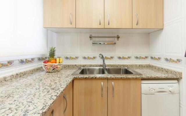 LetsGo Sagrada Familia Penthouse