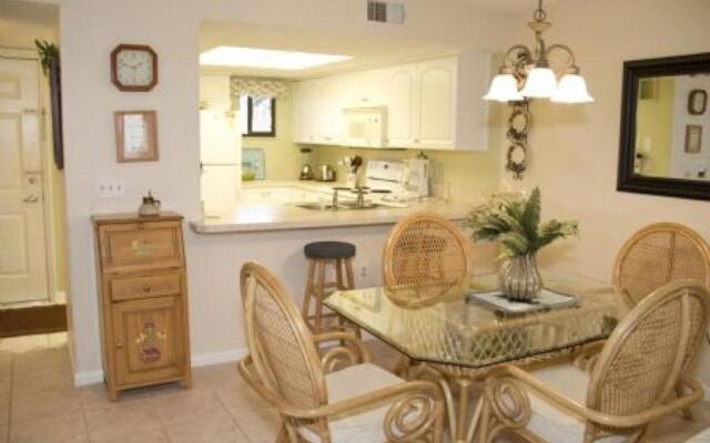 Ocean Village Club J15