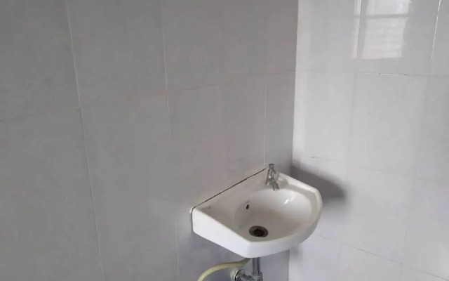 Hotel Savali Lodging