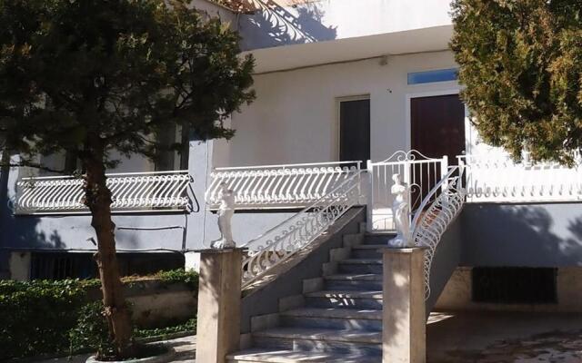 Rachel's Guest Apartments