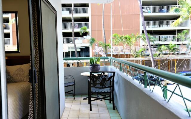 Waikiki Garden Villa