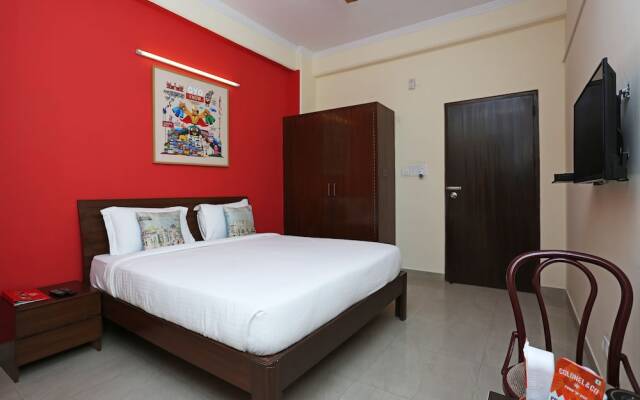 OYO Flagship 238 Noida Sector 72