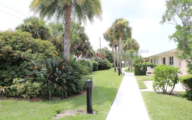 Jamaica Royale 099 - 2 Br Condo