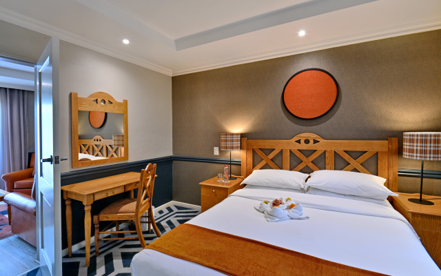 Courtyard Hotel Rosebank