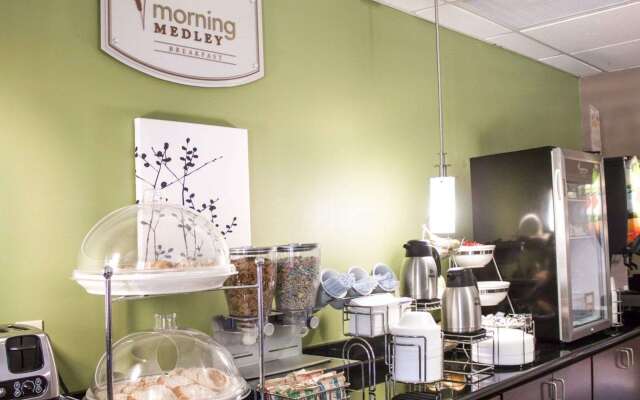 Sleep Inn & Suites Columbus - State University Area