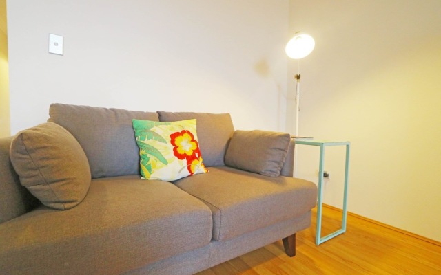 Beachside Bliss '12 Kingsway'