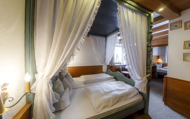 Hotel & Gasthof Fraundorfer