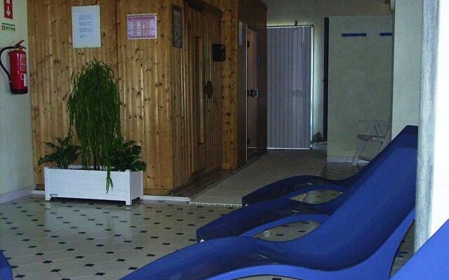 Hotel Feira Pedra Bela