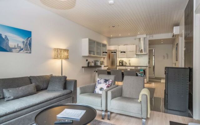 House Iida 38 Terracina