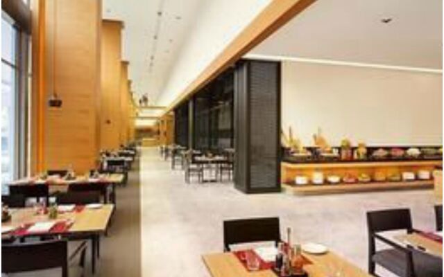 Vivanta Kolkata EM Bypass