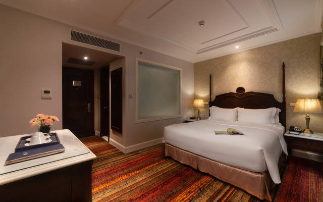 The Lapis Hotel
