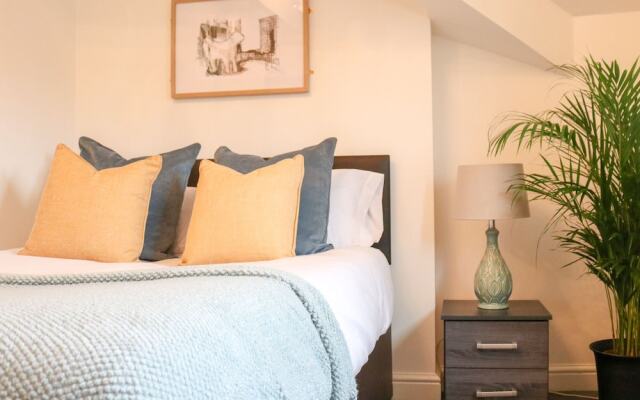 Ampthill Suites