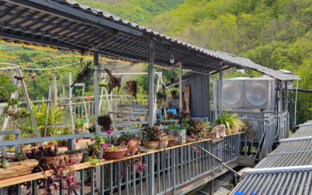 Jinghong Manor Villa Inn