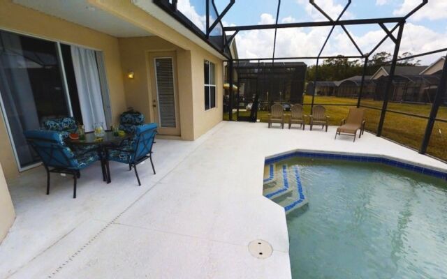 ACO FAMILY - 4Bd with pool ( 1707)