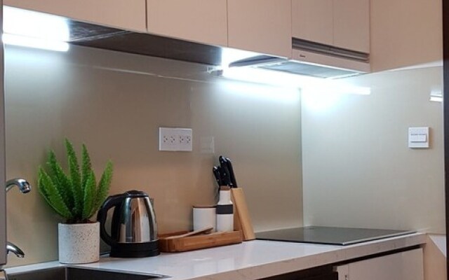 Apartment River View Near City Center