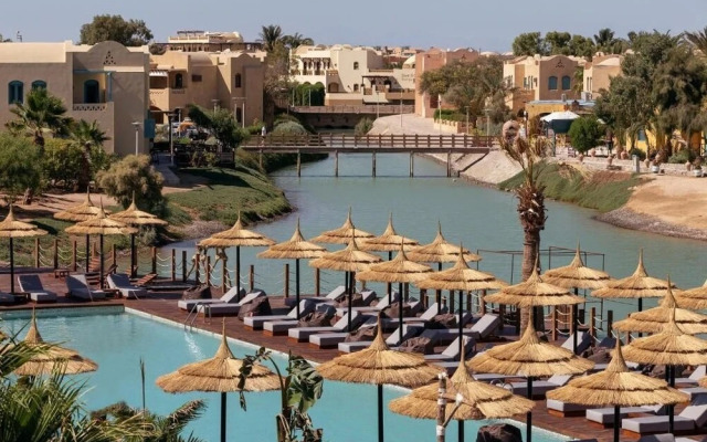 SkyWay  apartments El Gouna