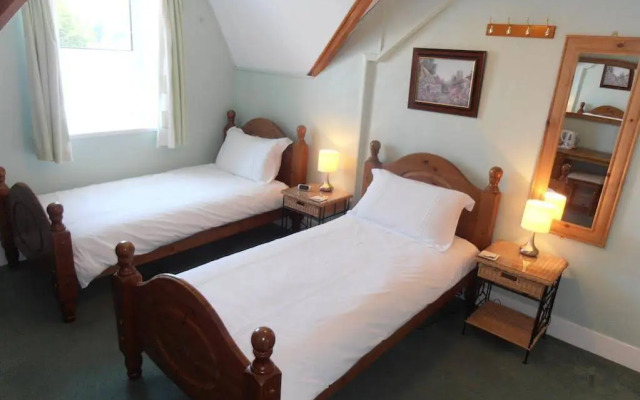 Meadowlea Guest House