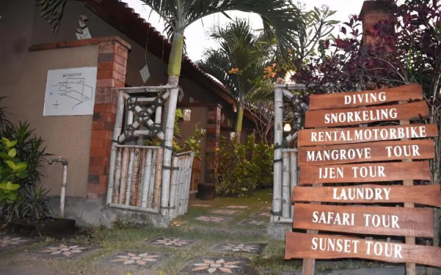 Made Taro Menjangan Homestay