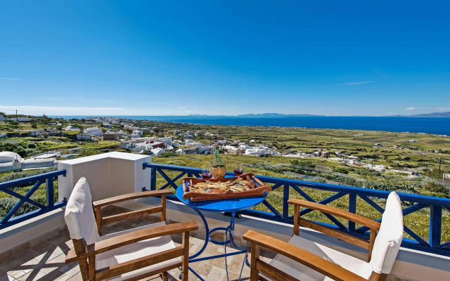 Villa Pezoula Santorini