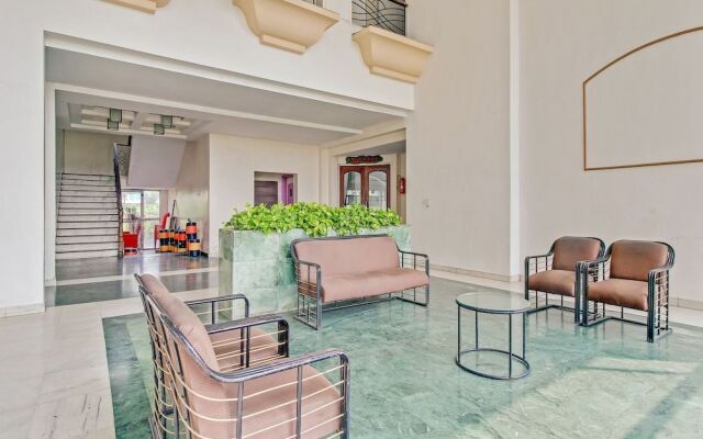 Oyo 60852 Hotel Residency Park