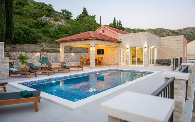 Villa Pajkan