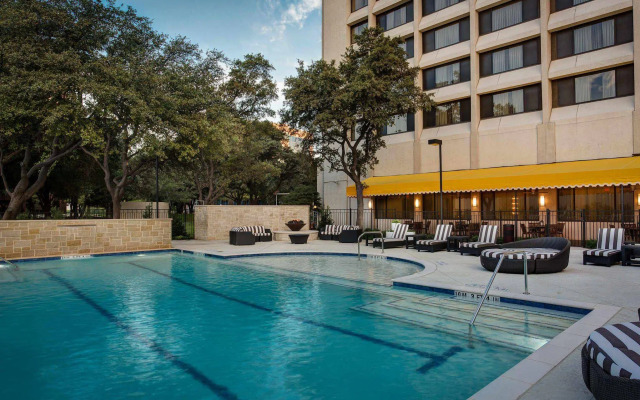 Dallas/Addison Marriott Quorum by the Galleria