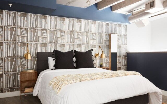 Bi-level 1br In Downtown Crossing By Sonder