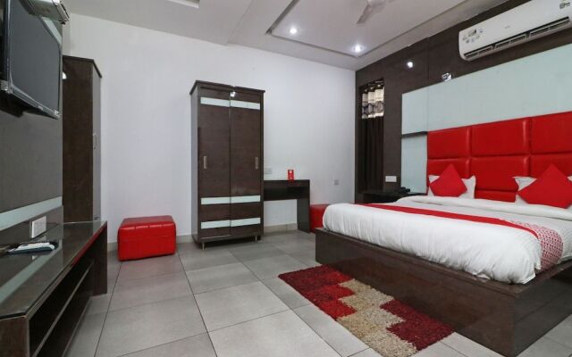 OYO 22977 Hotel Alpine