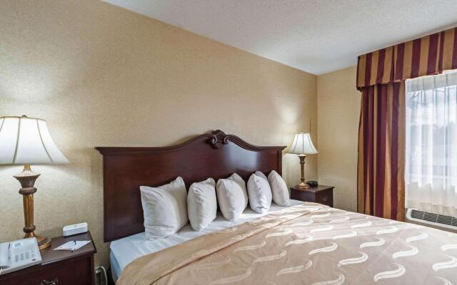 Red Roof Inn & Suites Chestertown