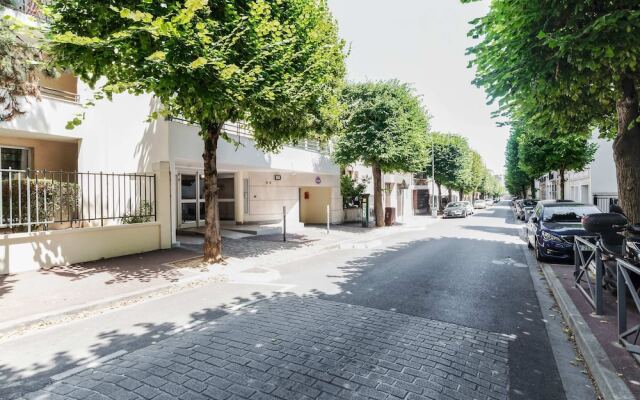 Gorgeous Studio in the Heart of Issy-les-moulineaux
