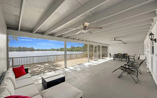 Lake House 1 in Davie
