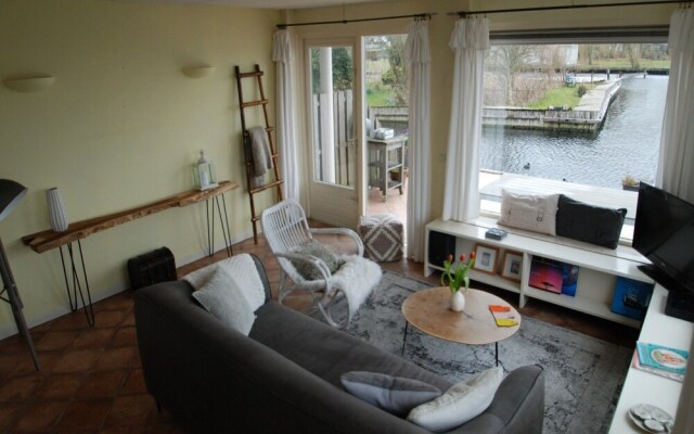 Lakeside Amsterdam Getaway