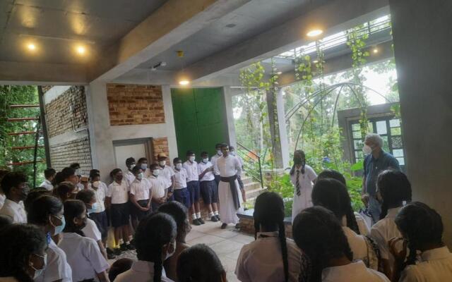 Ceylon Kingsmen Garden Hotel
