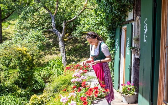 Haus Weidmannsheil - Wohnen im romantischen Forsthaus