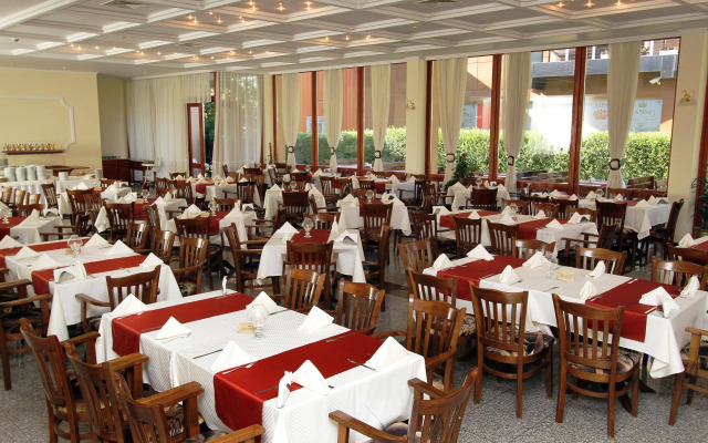 Hotel Mercury