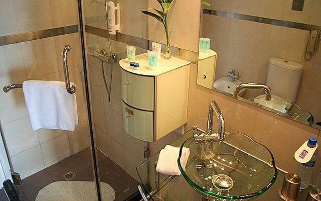 Hangzhou LongHill Hotel