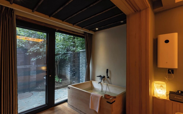YiPiao Courtyard Hot Spring Resort Xiaotangshan Beijing